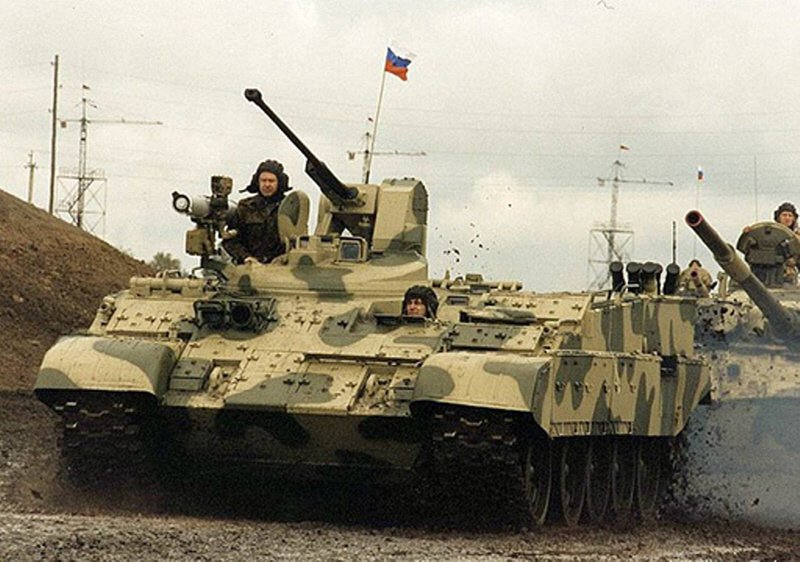 BTR-T는 T-55 전차 차체를 기반으로 탄생한 보병전투차다. < (cc) Military-today.com >
