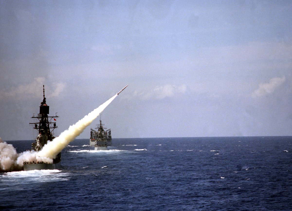 RIM-2 테리어 함대공 미사일은 1960년대 미 해군의 함대 방공 임무에서 가장 핵심적인 무장이다. <출처 : 미 해군>