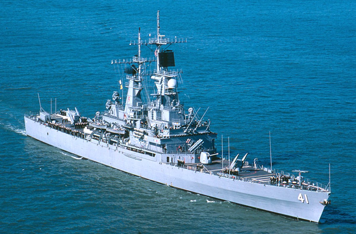 버지니아급의 최종 함인 아칸소함(CGN-41) <출처 : 미 해군>
