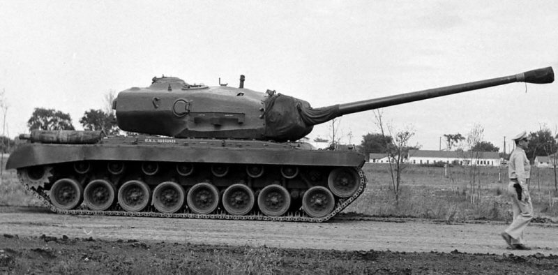 M103의 기반이 되었던 T34 프로토타입. < Public Domain >